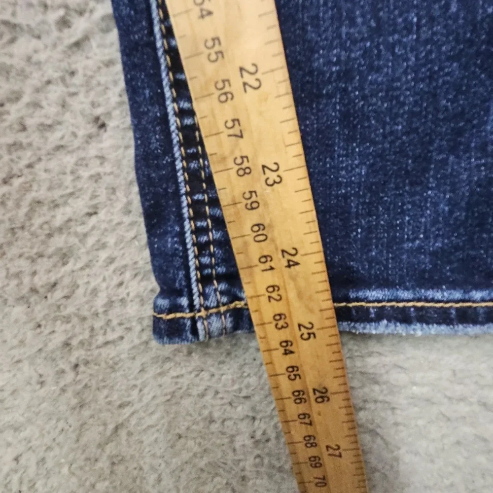 Silver Jeans Suki Capri Womens 31 Blue Denim Western Dark Wash Distressed Faded